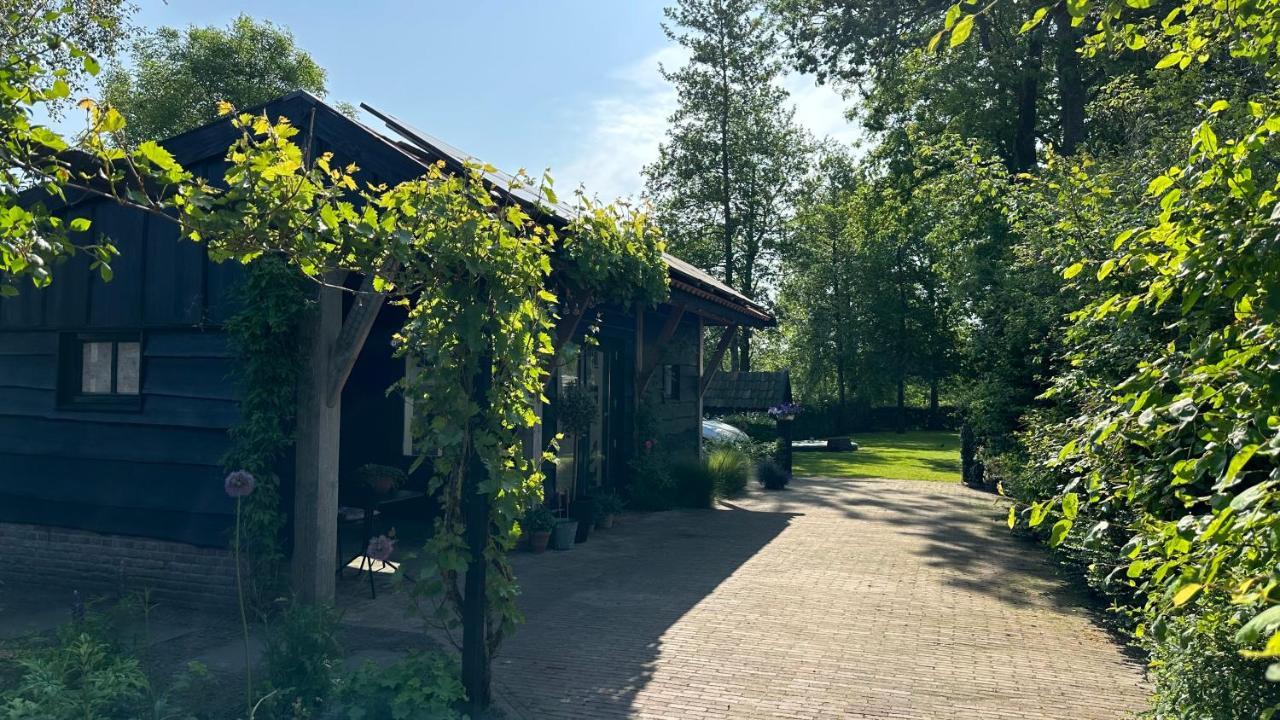 Bedandbreakfastrouveen Екстер'єр фото